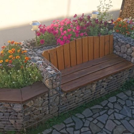 скамейка из габионов